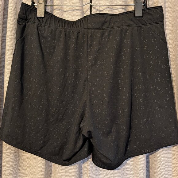 NWT Nike Women's Black Running Shorts Sz S - Picture 3 of 5